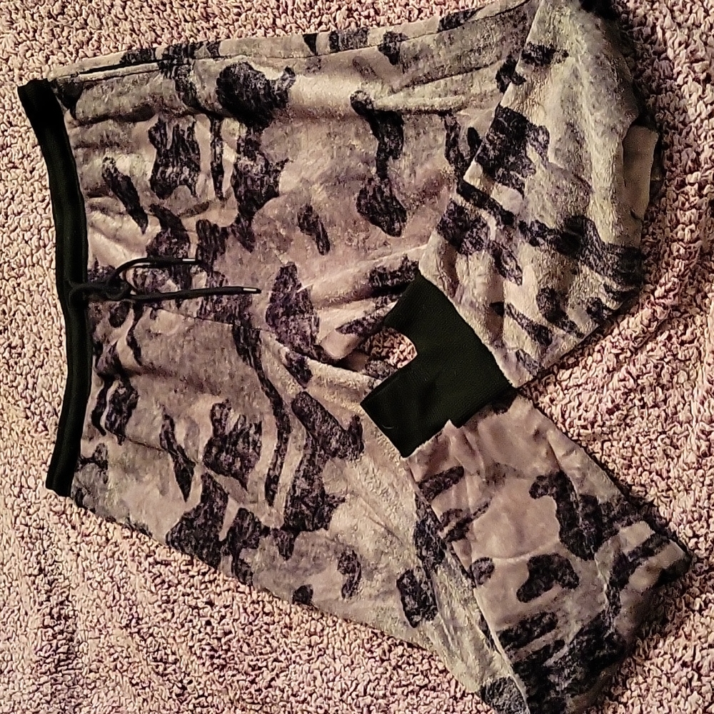 Lounge pants